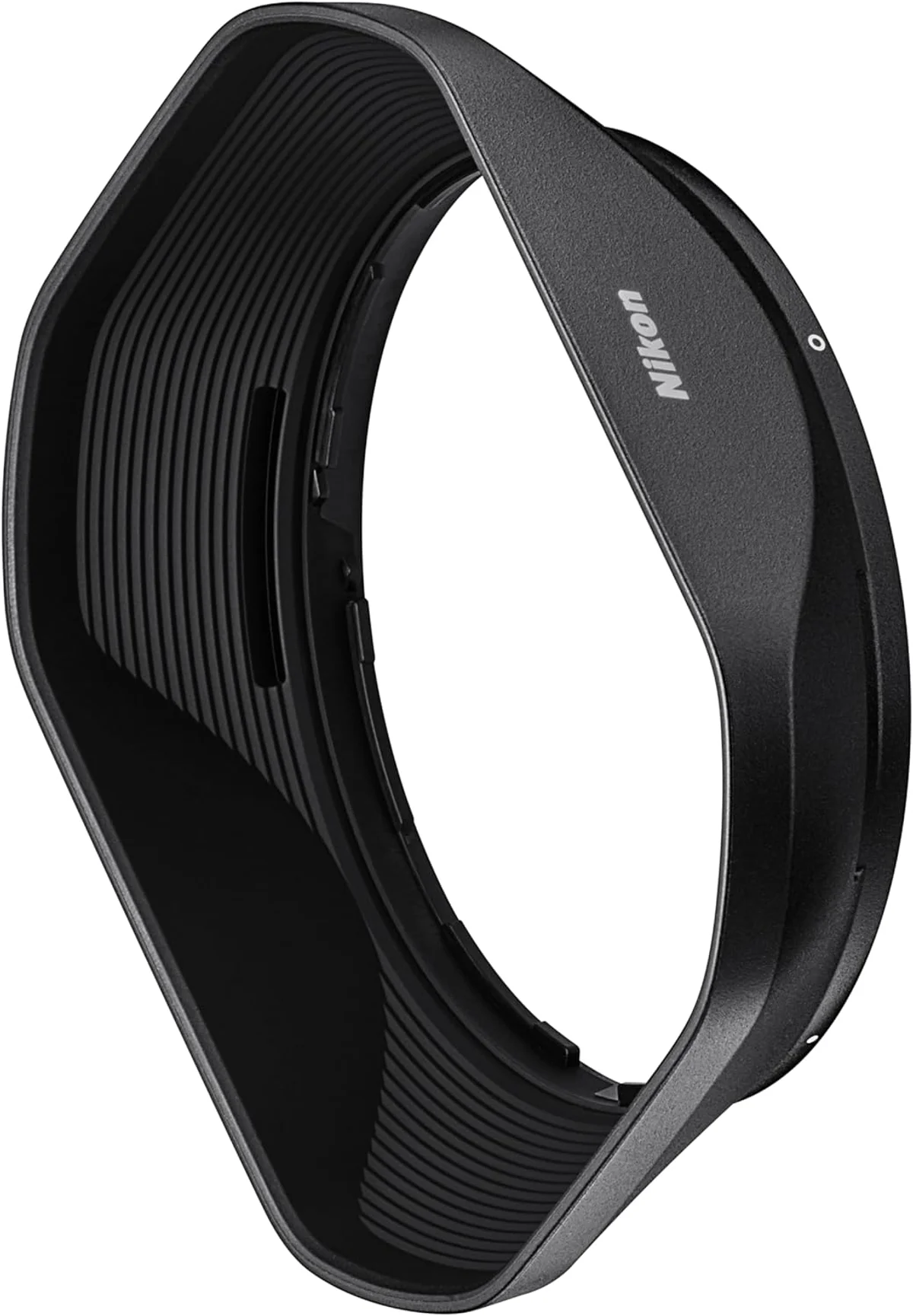 Nikon NIKKOR Z 28-400mm f/4-8 VR — angle 4