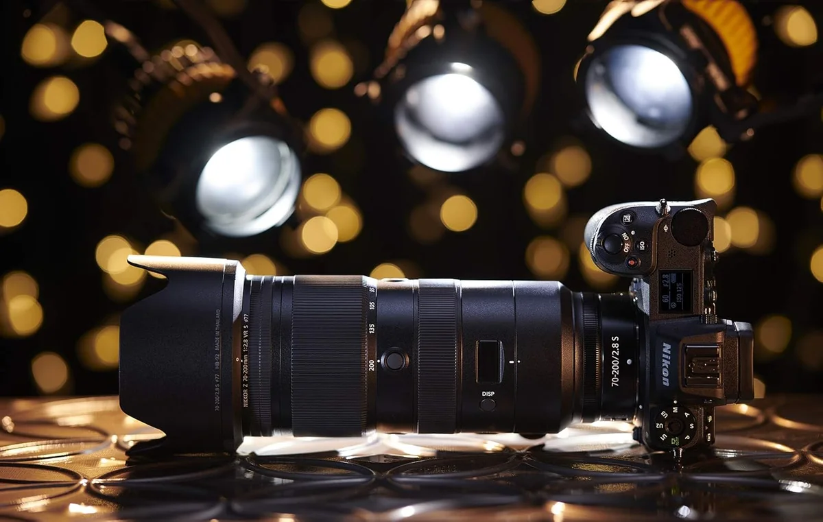 Nikon NIKKOR Z 70-200mm f/2.8 VR S, a high-quality telephoto that tolerates teleconverters well due to its low native aberrations and strong optical correction