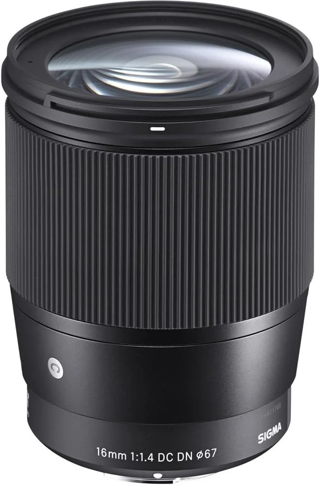 Sigma 16mm f/1.4 DC DN Contemporary (Sony E) — side profile showing form factor