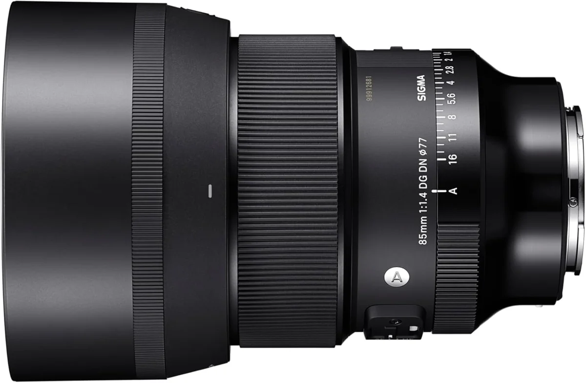 Sigma 85mm f/1.4 DG DN Art (Sony E) — rear view and mount detail
