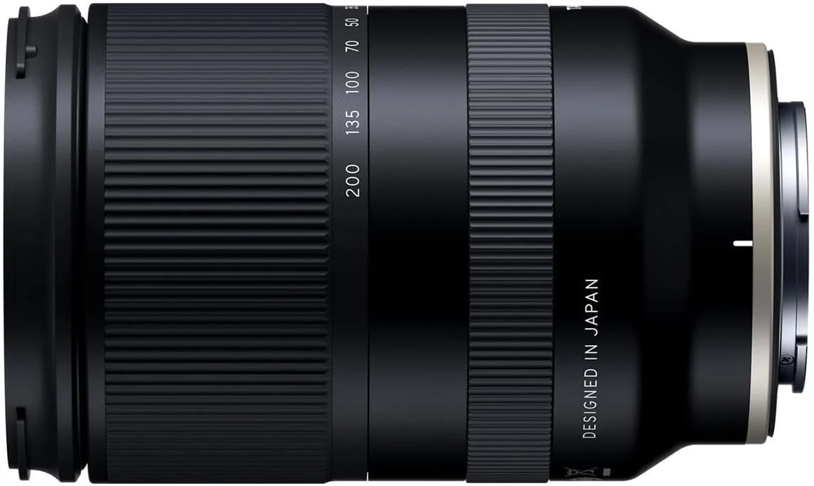 Tamron 28-200mm f/2.8-5.6 Di III RXD (Sony E) — side profile showing form factor